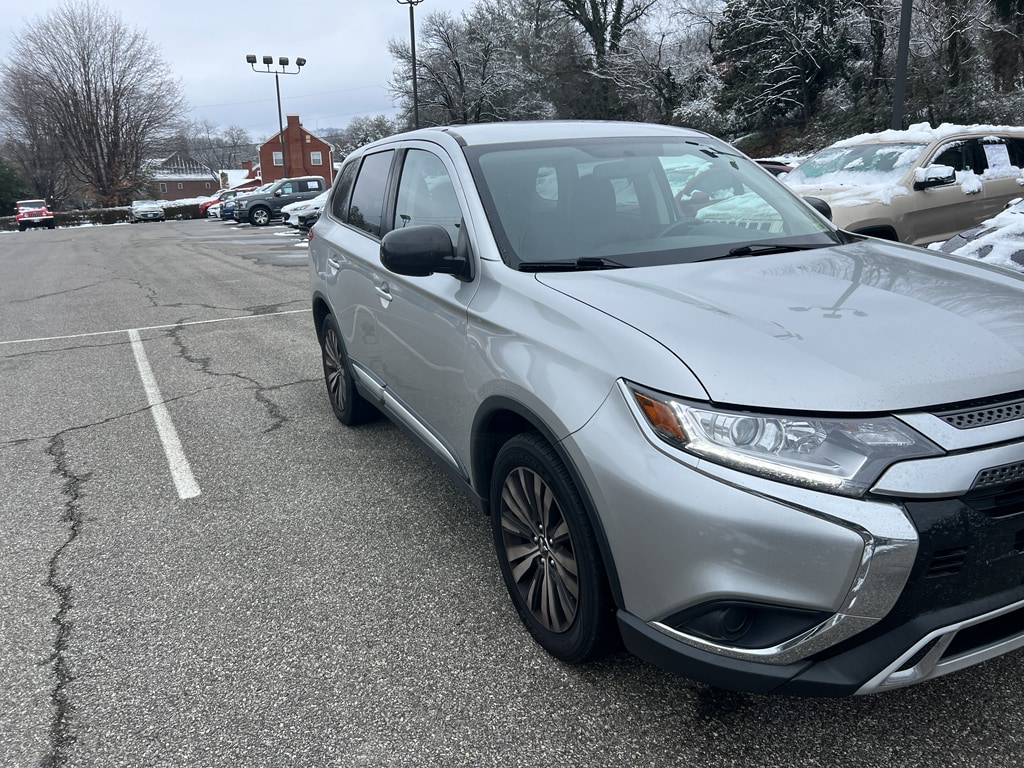 Used 2019 Mitsubishi Outlander ES CUV
