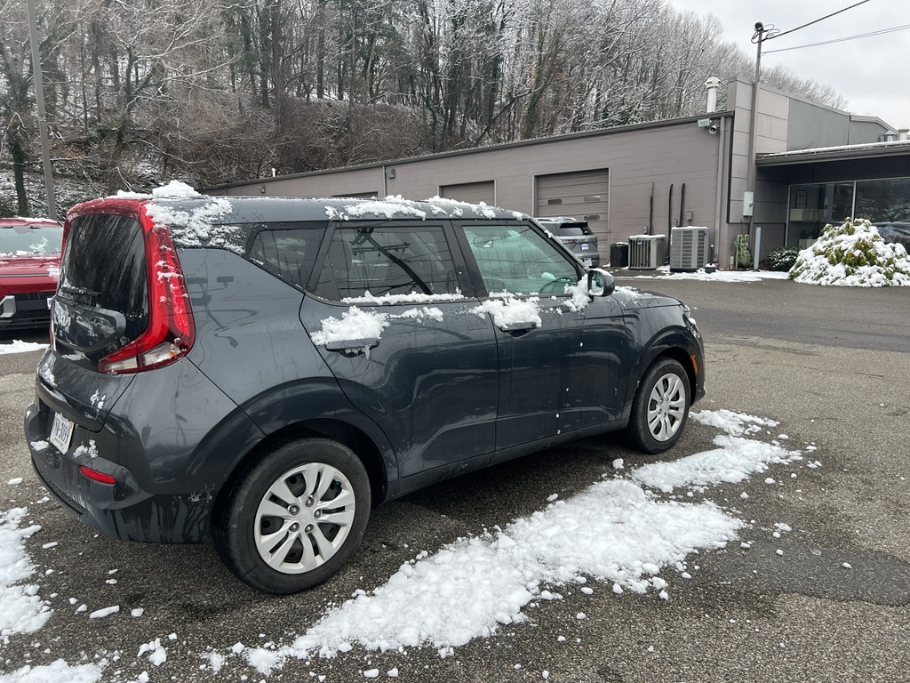 Used 2022 Kia Soul LX Hatchback