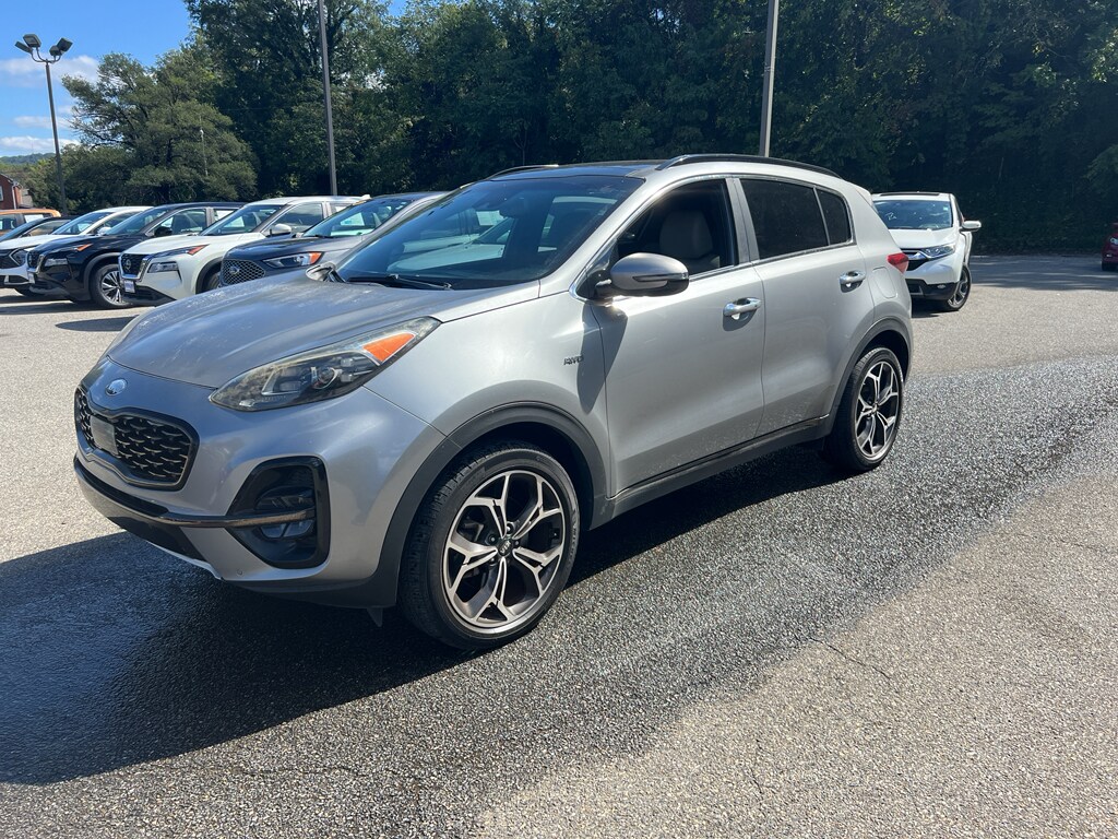 2020 Kia Sportage SX Turbo photo 2