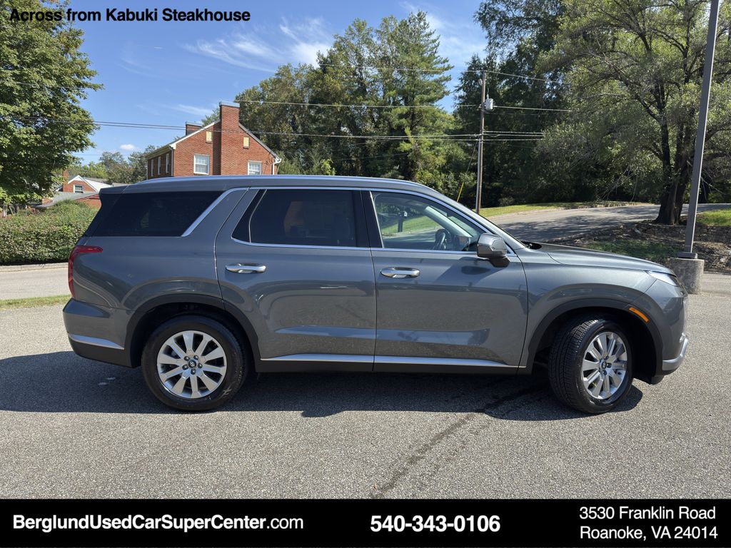 2024 Hyundai Palisade SEL photo 4