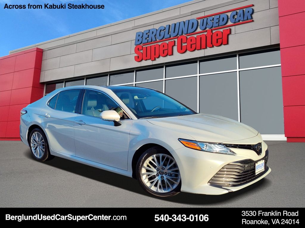 Used 2018 Toyota Camry XLE Sedan