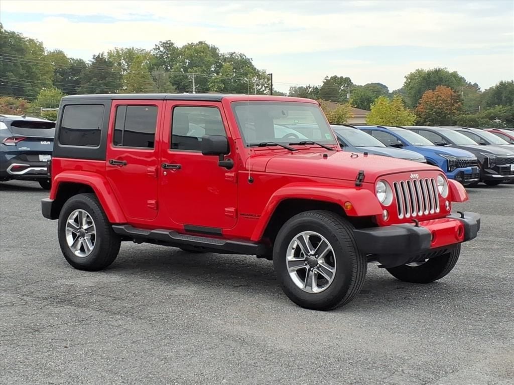 Used 2017 Jeep Wrangler JK Unlimited Sahara 4x4 SUV