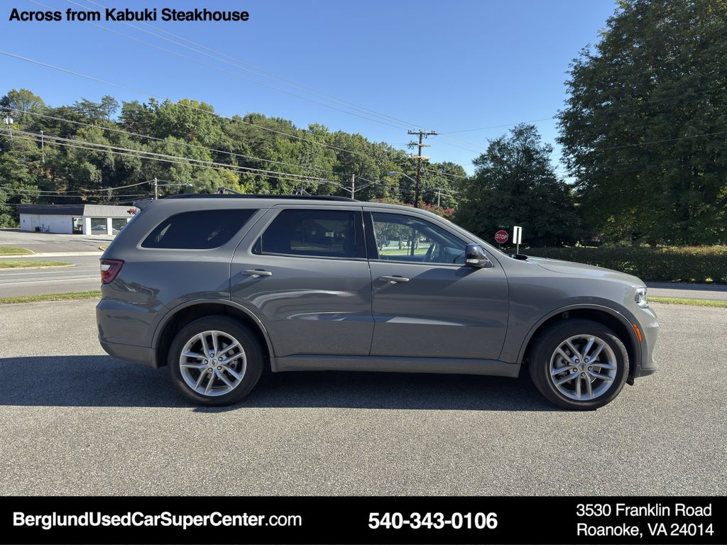 2024 Dodge Durango GT photo 3