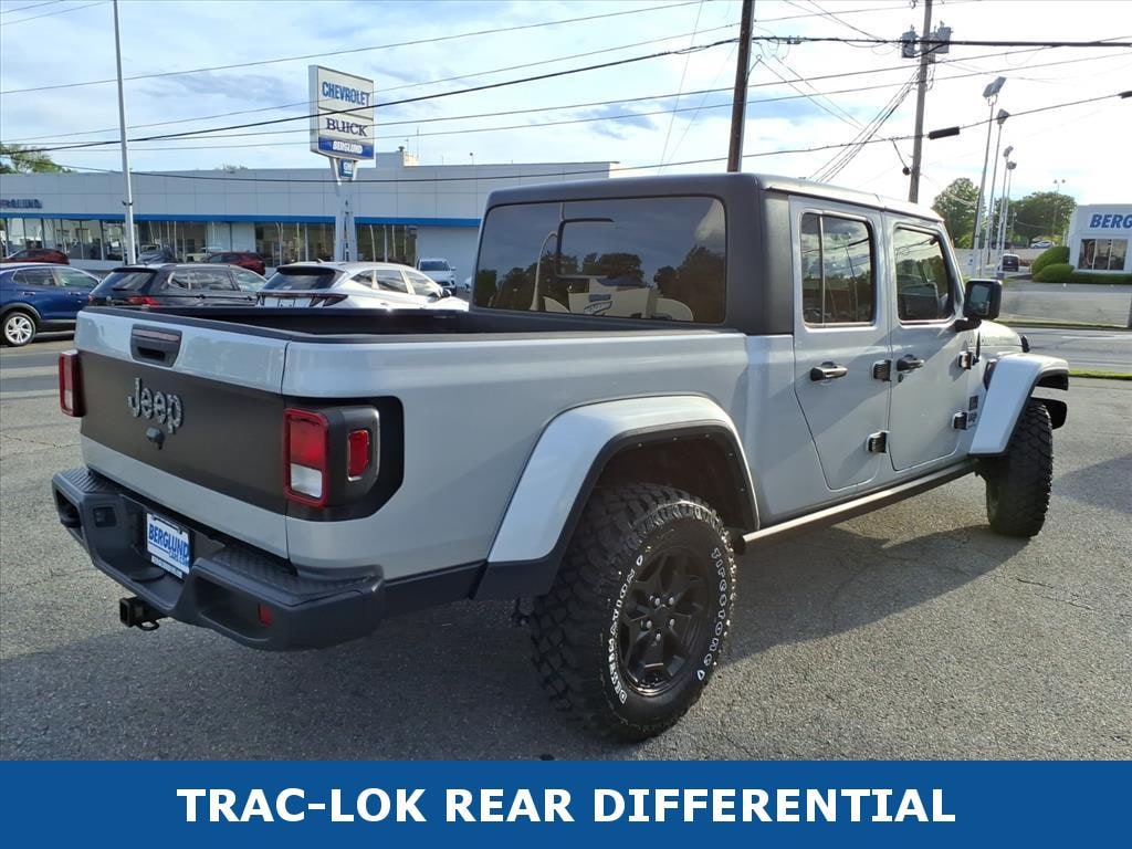 Used 2022 Jeep Gladiator Sport Truck Crew Cab