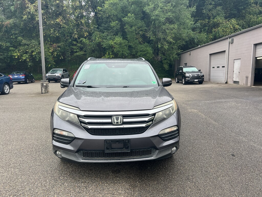 2016 Honda Pilot Touring photo 4