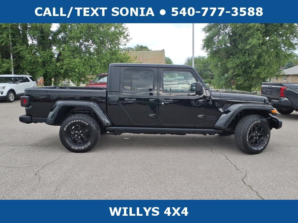Used 2022 Jeep Gladiator Sport Truck Crew Cab