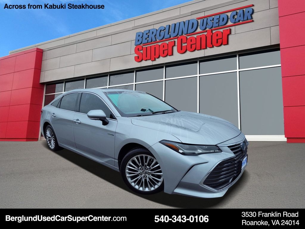 Used 2019 Toyota Avalon Hybrid Limited Sedan