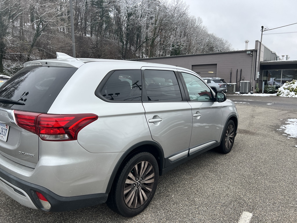 Used 2019 Mitsubishi Outlander ES CUV