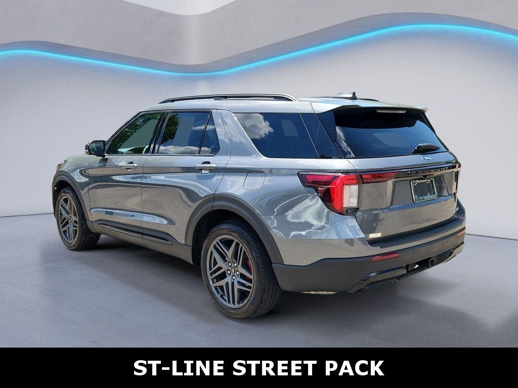 Used 2025 Ford Explorer ST-Line SUV