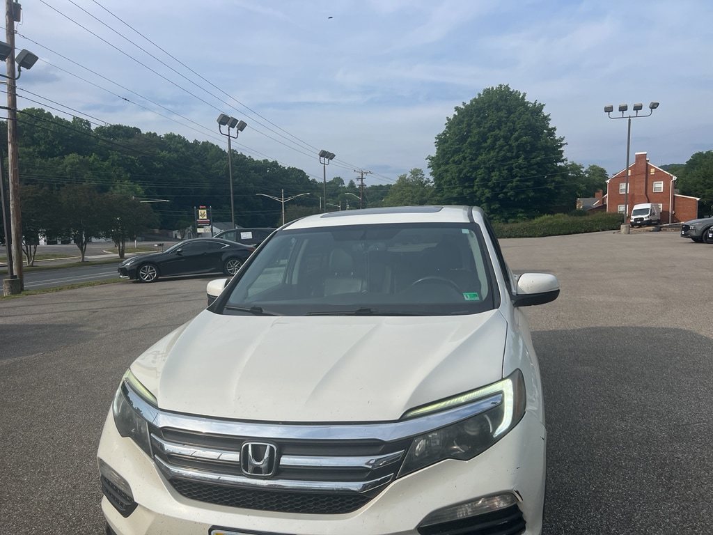 Used 2017 Honda Pilot EX-L w/Navigation AWD SUV
