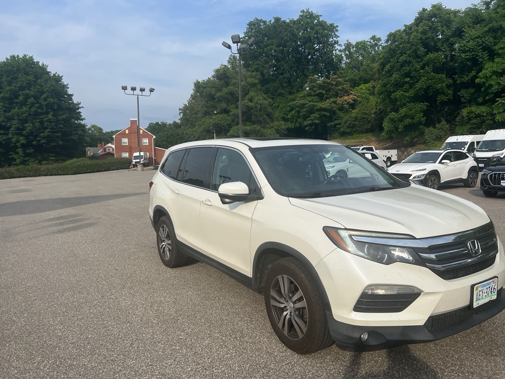 Used 2017 Honda Pilot EX-L w/Navigation AWD SUV