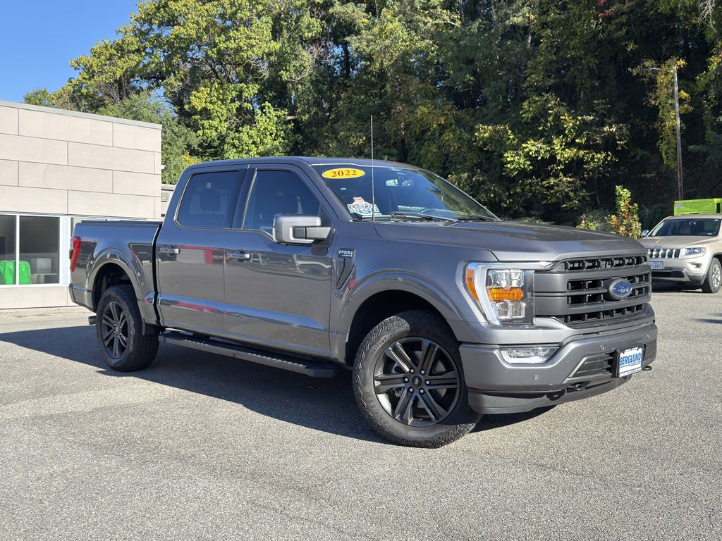 2022 Ford F-150 Lariat photo 2