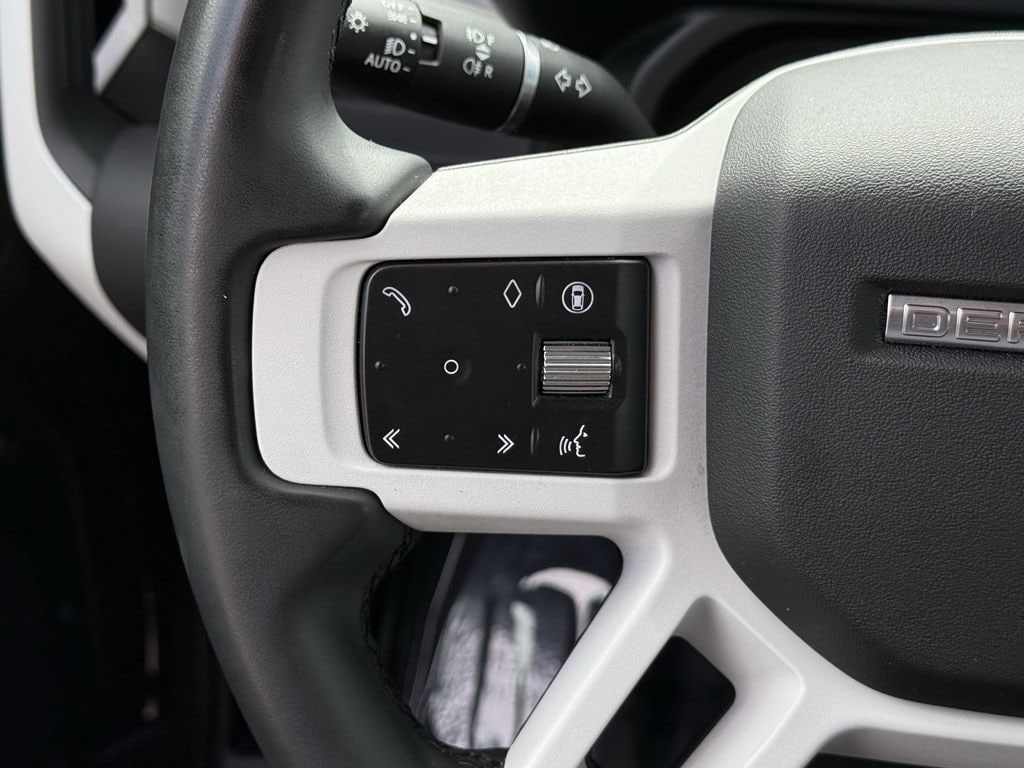 2025 Land Rover Defender X-Dynamic SE - Photo 21