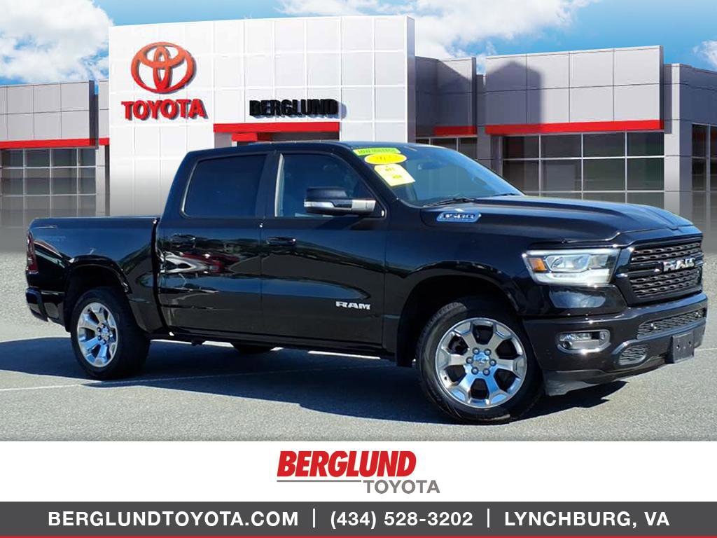 2022 RAM 1500 Big Horn/Lone Star 4x4 Crew Cab 5'7's photo