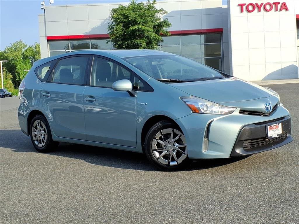 Used 2017 Toyota Prius v Three with VIN JTDZN3EU6HJ057315 for sale in Lynchburg, VA