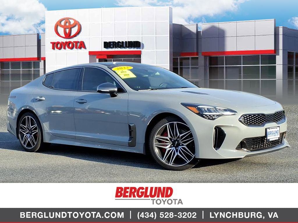 2022 Kia Stinger Sedan 