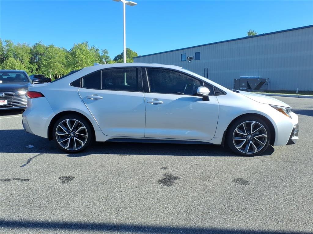Used 2020 Toyota Corolla SE Sedan