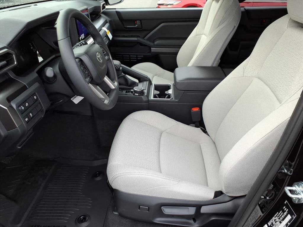 2025 Toyota 4Runner SR5 photo 3