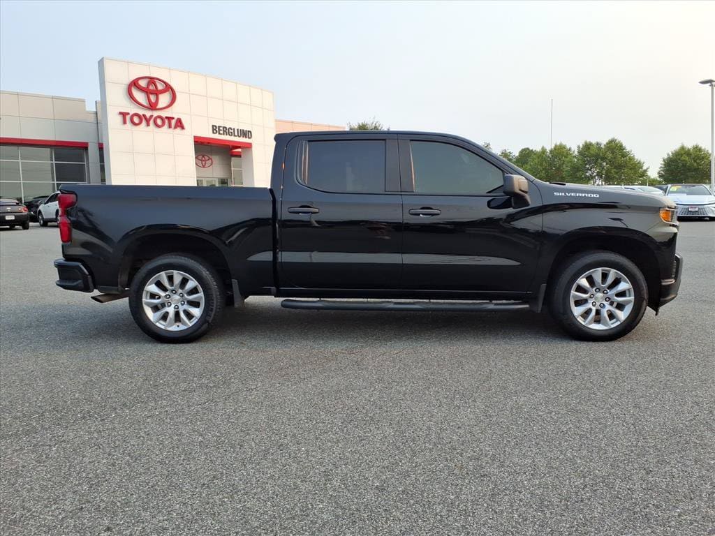 Used 2021 Chevrolet Silverado Custom Truck
