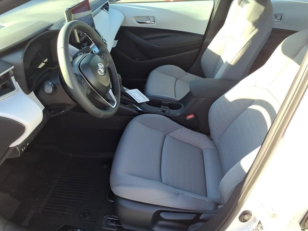 New 2026 Toyota Corolla SE Sedan