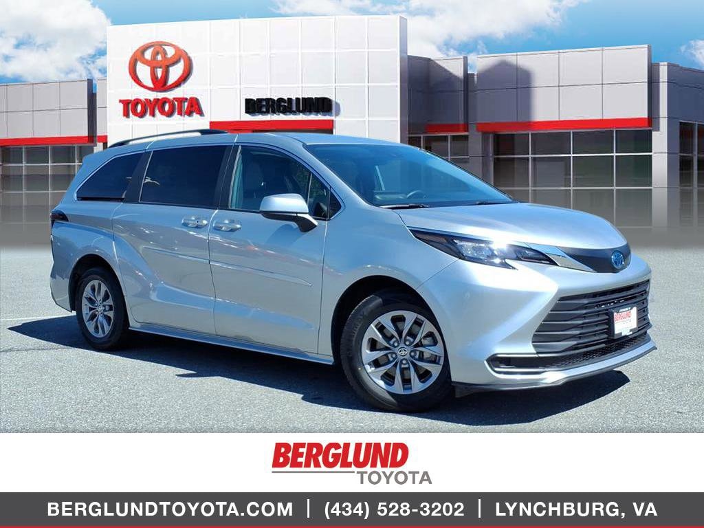 Certified 2025 Toyota Sienna LE Passenger Van
