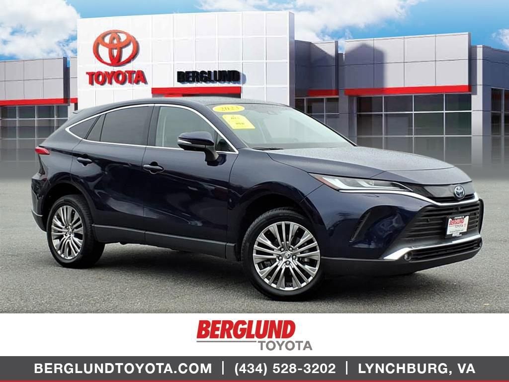 2023 Toyota Venza Limited's photo