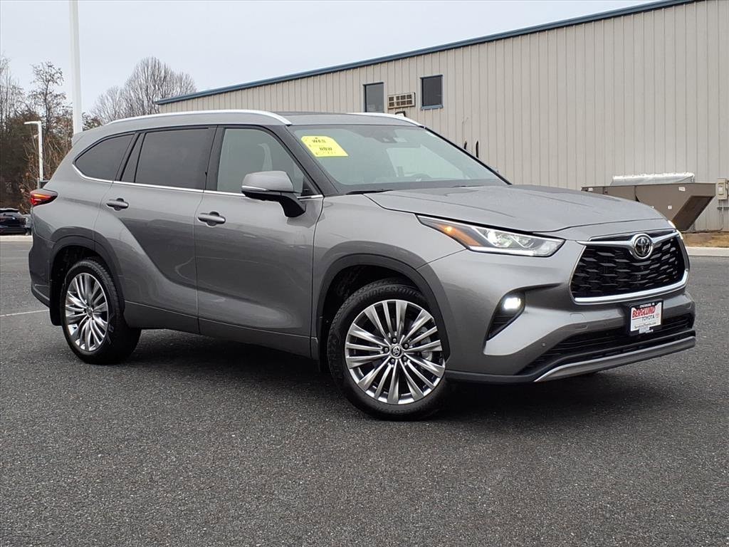 Used 2026 Toyota Highlander Platinum Wagon