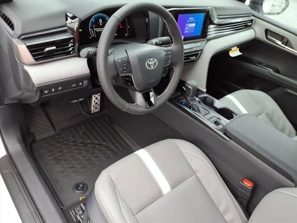 New 2026 Toyota Camry SE Sedan