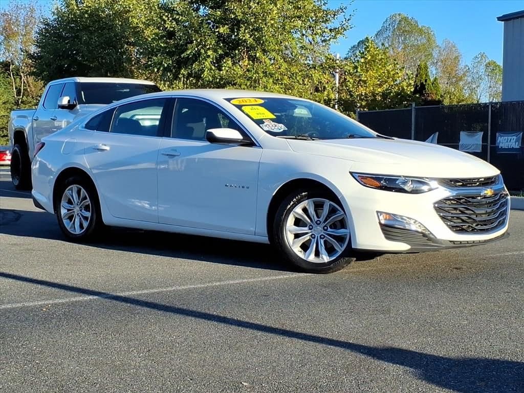 Used 2024 Chevrolet Malibu 1LT with VIN 1G1ZD5ST1RF106119 for sale in Lynchburg, VA