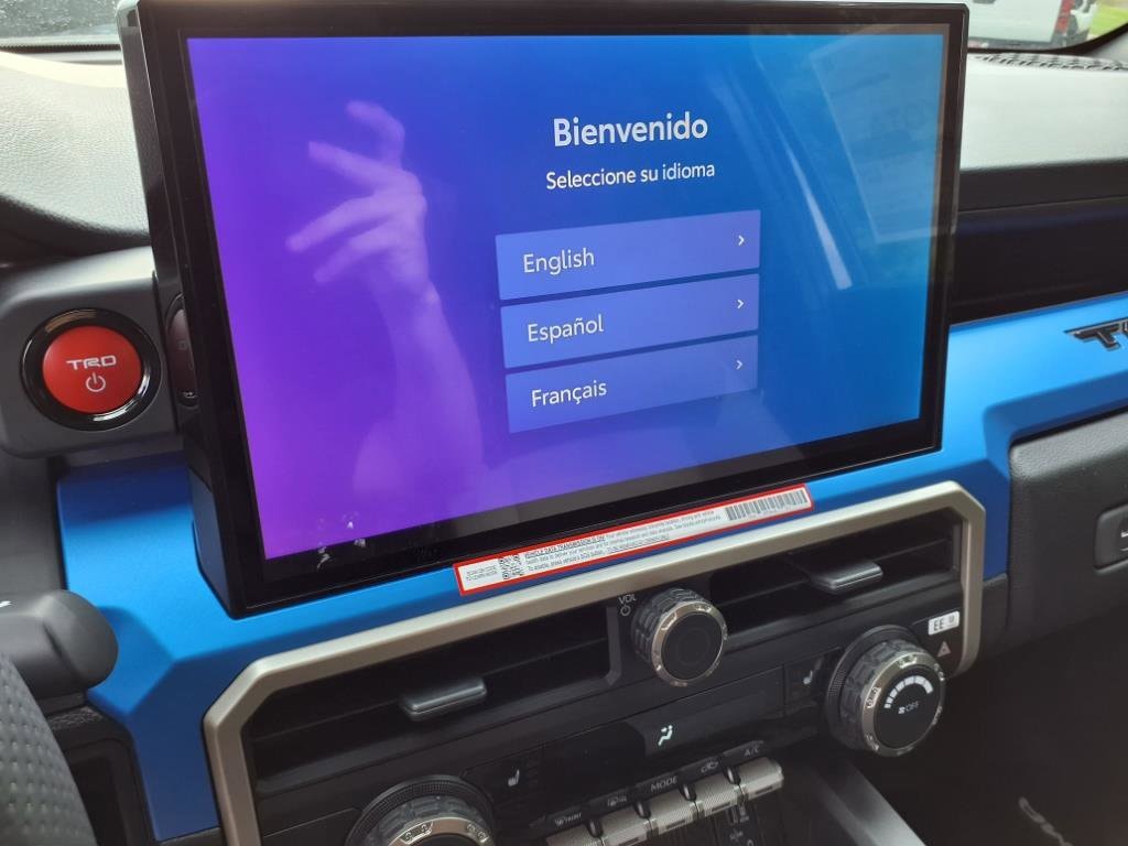 2025 Toyota Tacoma TRD Off Road - Photo 13