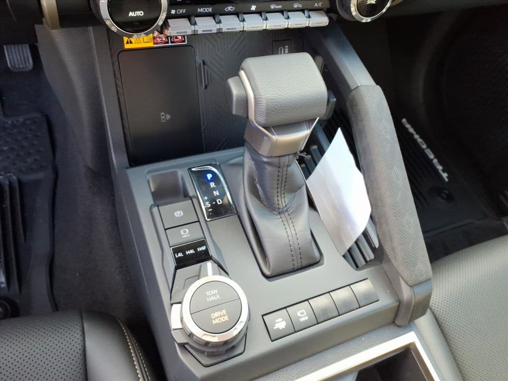 2026 Toyota Tacoma Limited - Photo 16