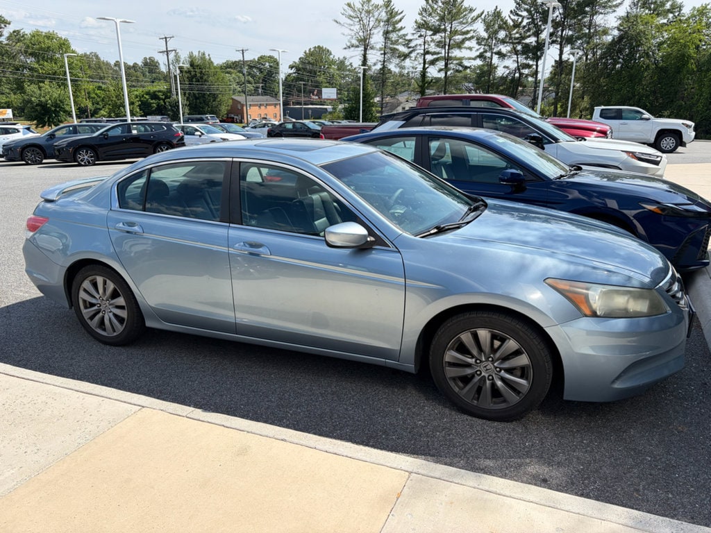 2012 Honda Accord EX-L Auto's photo