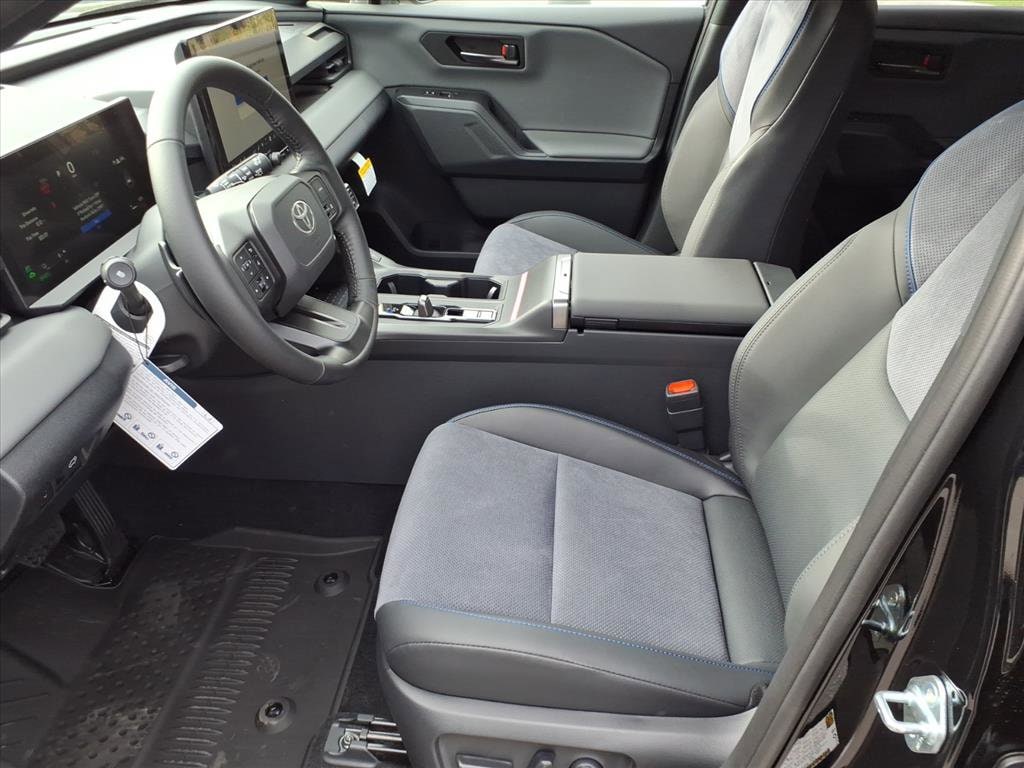 New 2026 Toyota RAV4 Plug-in Hybrid XSE SUV