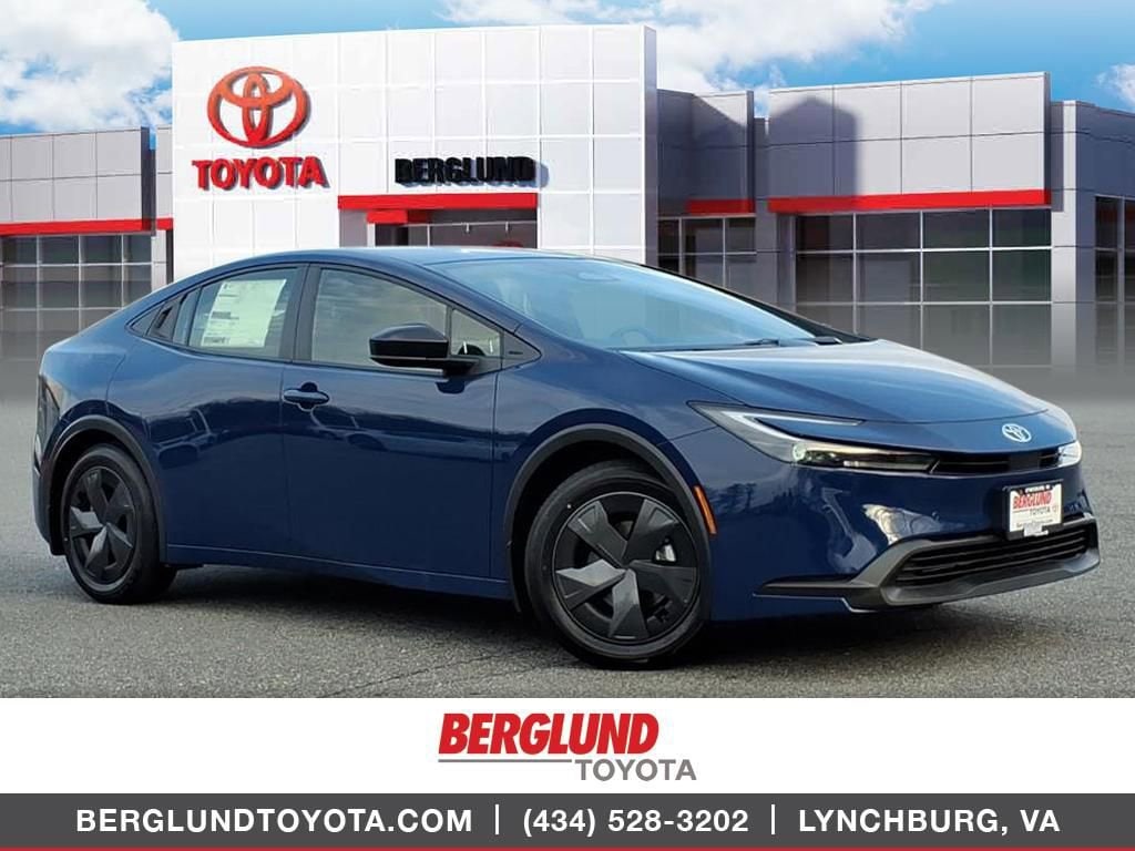 2026 Toyota Prius LE's photo