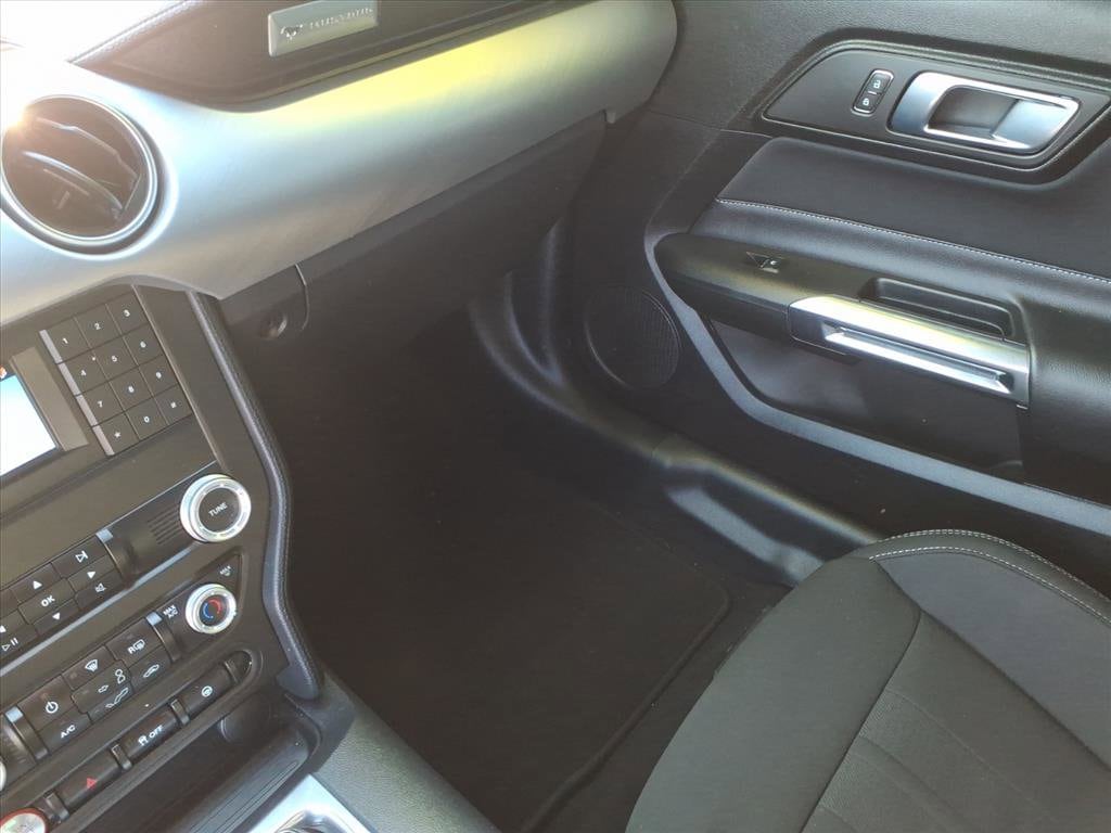 2022 Ford Mustang GT - Photo 33