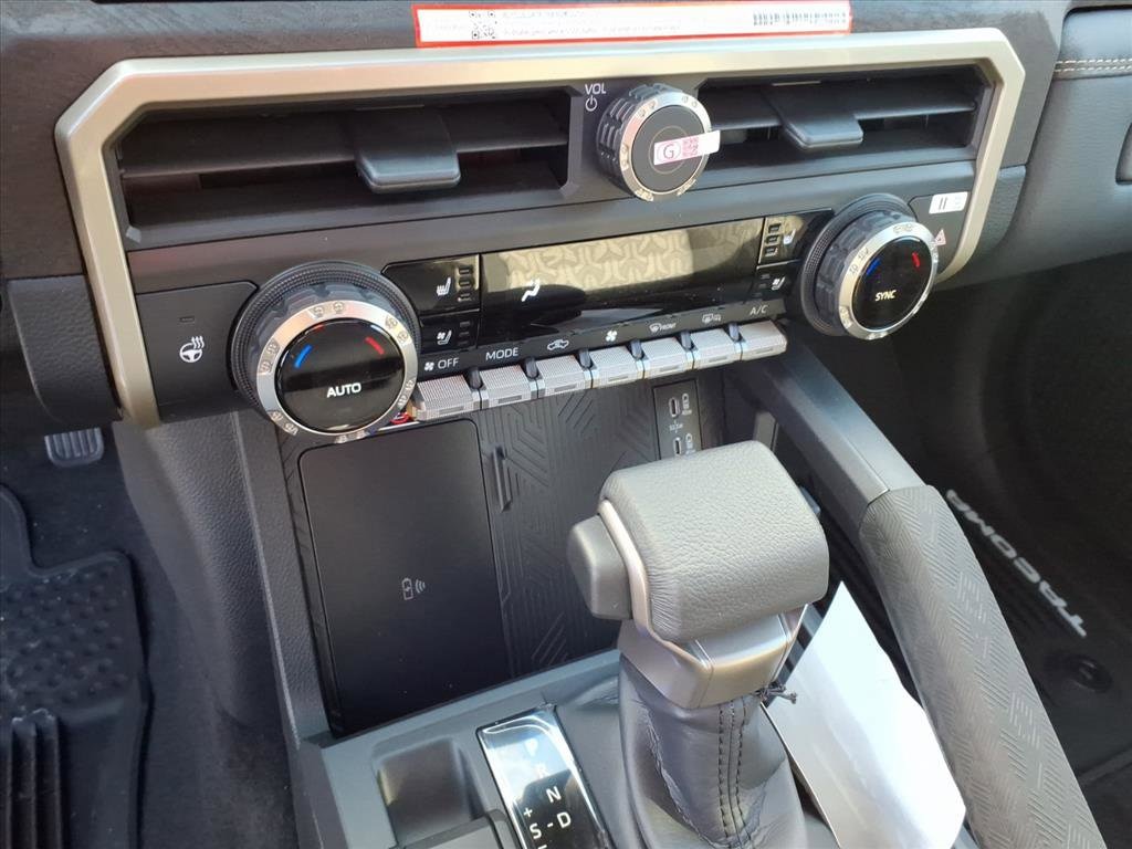 2026 Toyota Tacoma Limited - Photo 14