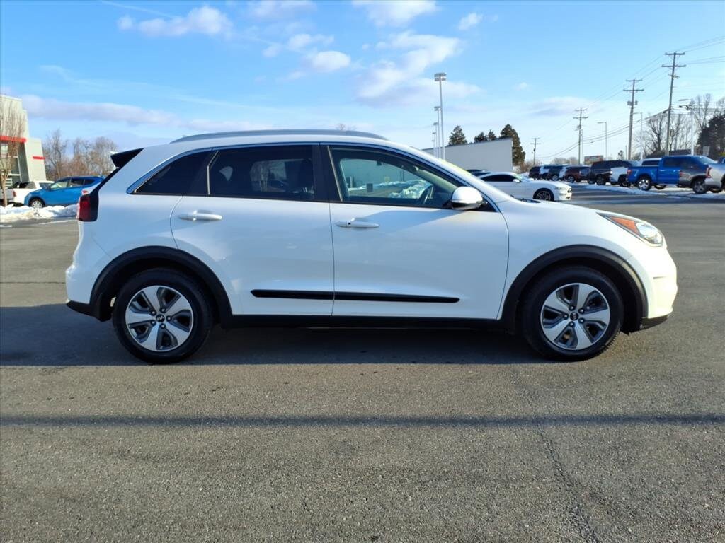 Used 2019 Kia Niro EX Sport Utility