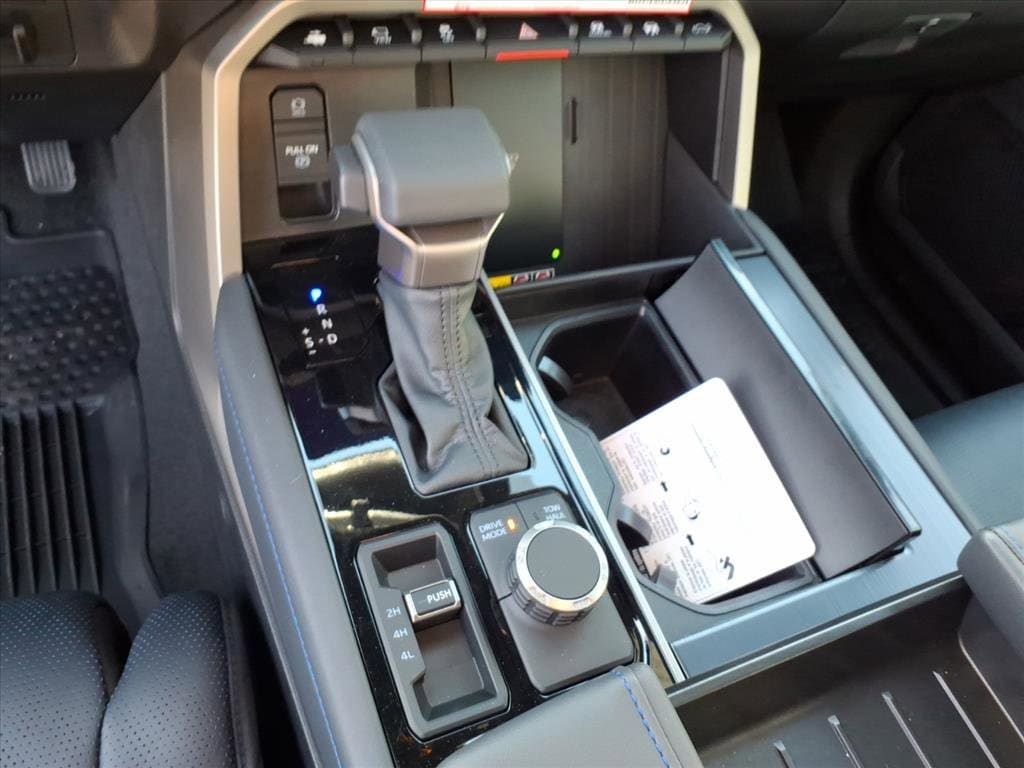 2026 Toyota Tundra Platinum - Photo 16