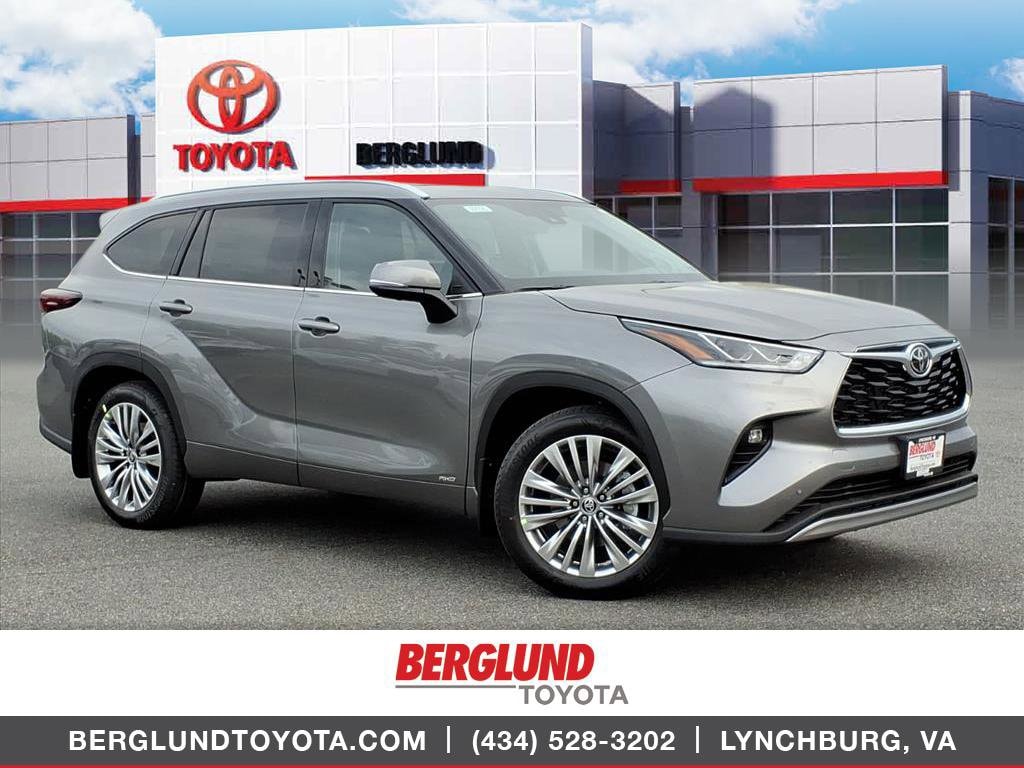 New 2026 Toyota Highlander Hybrid Platinum SUV