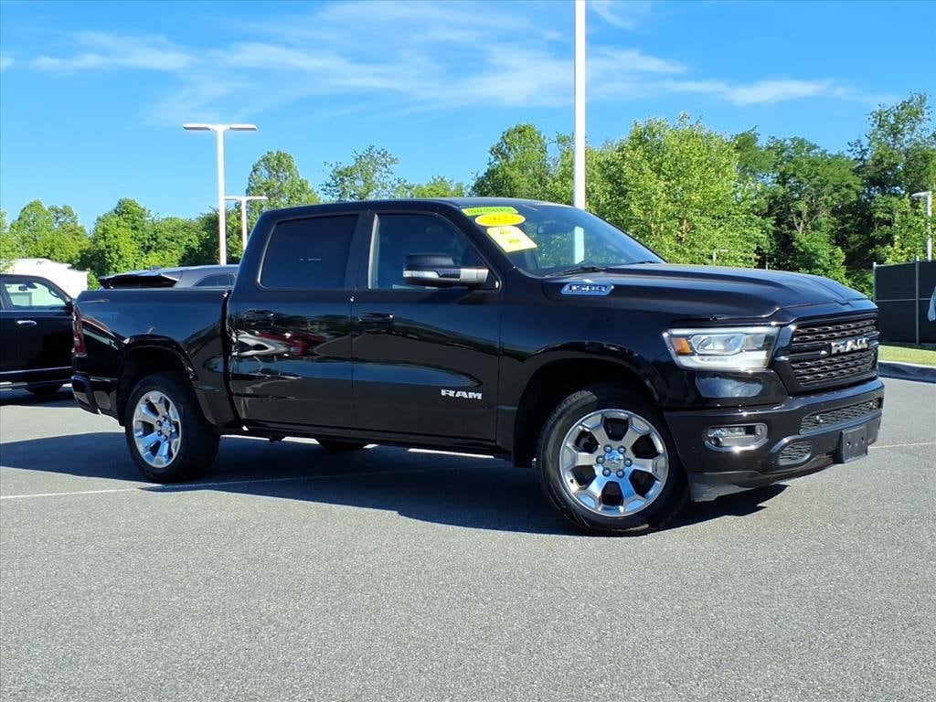 2022 RAM 1500 Big Horn/Lone Star 4x4 Crew Cab 5'7's photo