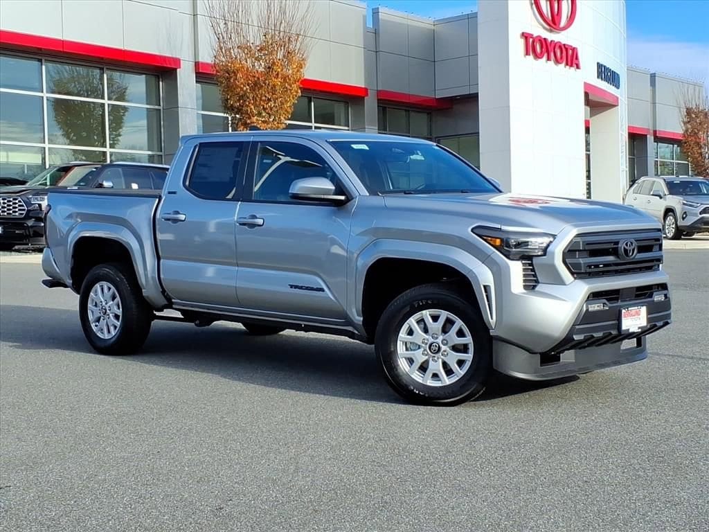 New 2025 Toyota Tacoma SR5 Truck Double Cab
