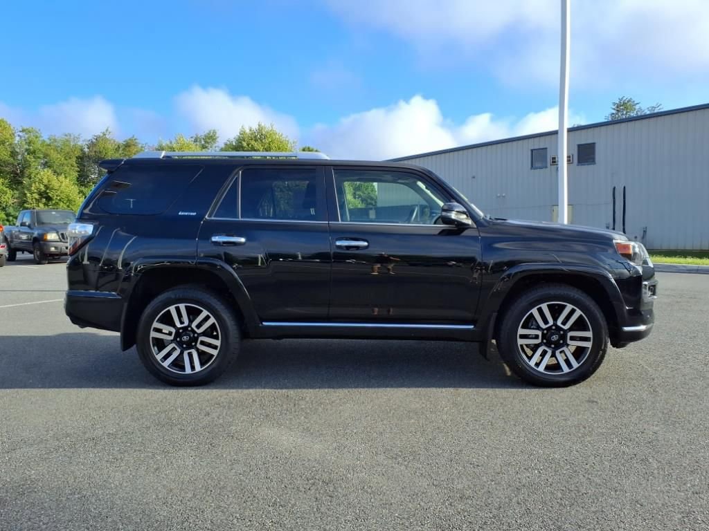 2022 Toyota 4Runner Limited photo 3