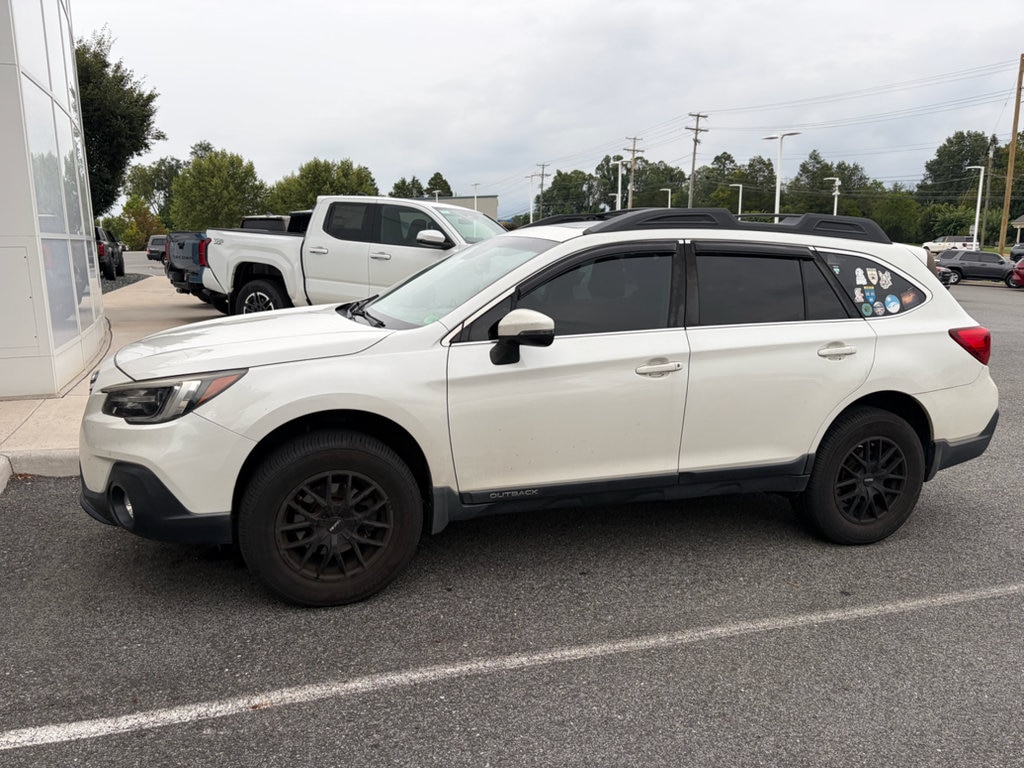 Used 2018 Subaru Outback Limited Sport Utility