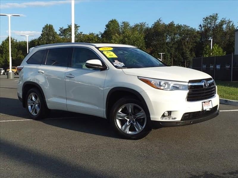 Used 2015 Toyota Highlander Limited with VIN 5TDDKRFH0FS073422 for sale in Lynchburg, VA