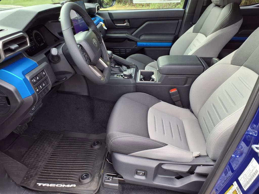 2025 Toyota Tacoma TRD Off Road - Photo 3