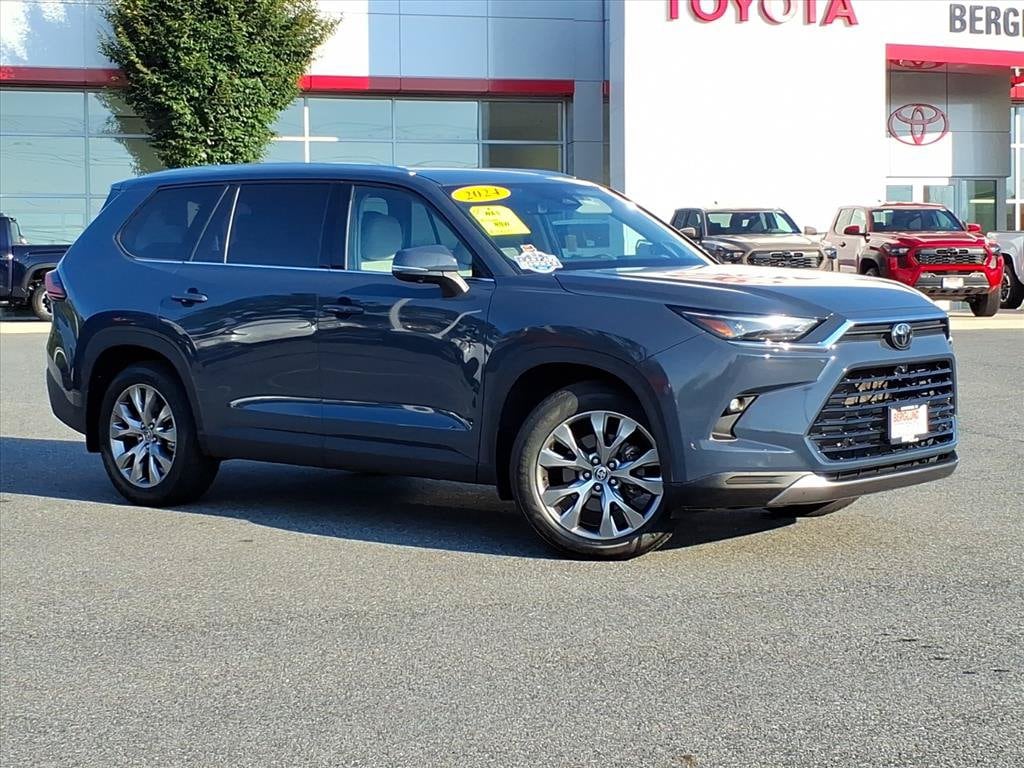 Used 2024 Toyota Grand Highlander Limited Sport Utility