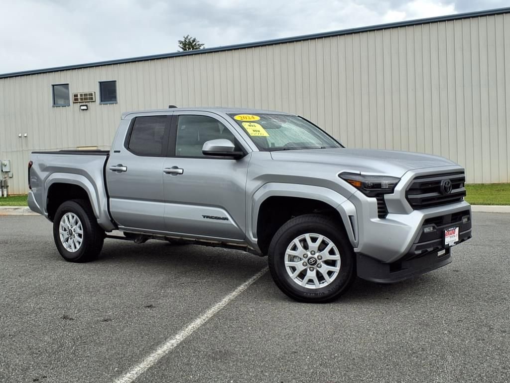 2024 Toyota Tacoma SR5 photo 2