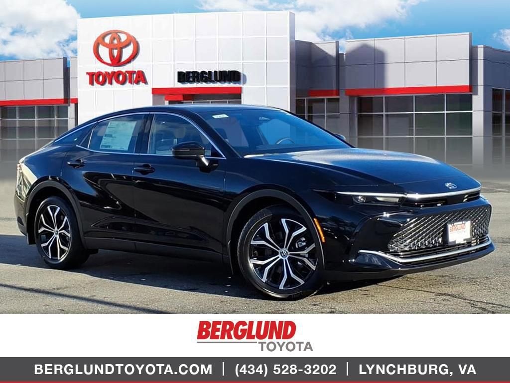 2026 Toyota Crown XLE's photo