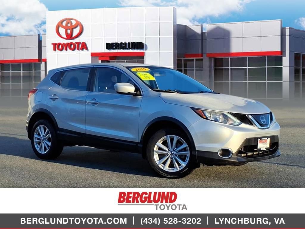 2019 Nissan Rogue Sport S