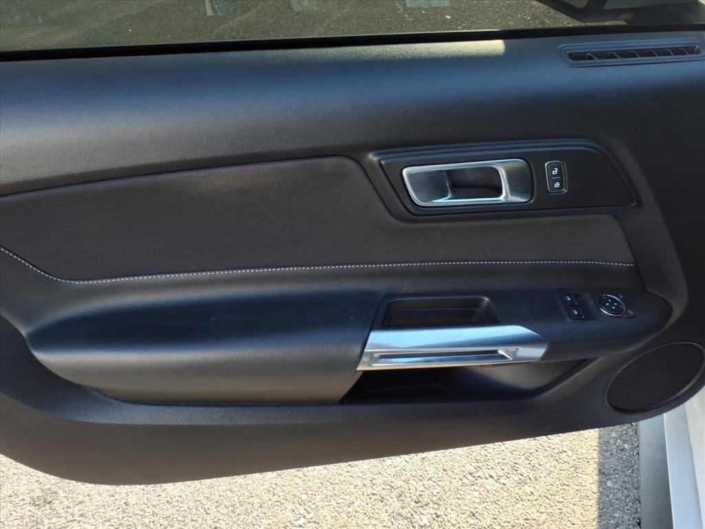 2022 Ford Mustang GT - Photo 19